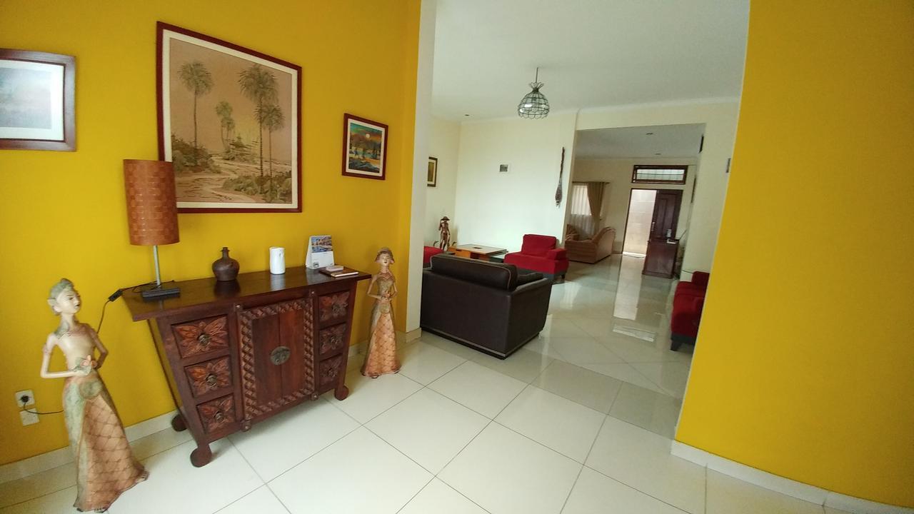 Villa Rumah Ibu Dago Bandung Kültér fotó