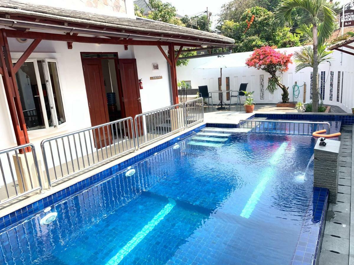 Villa Rumah Ibu Dago Bandung Kültér fotó